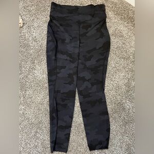 Lululemon Black Camouflage Leggings